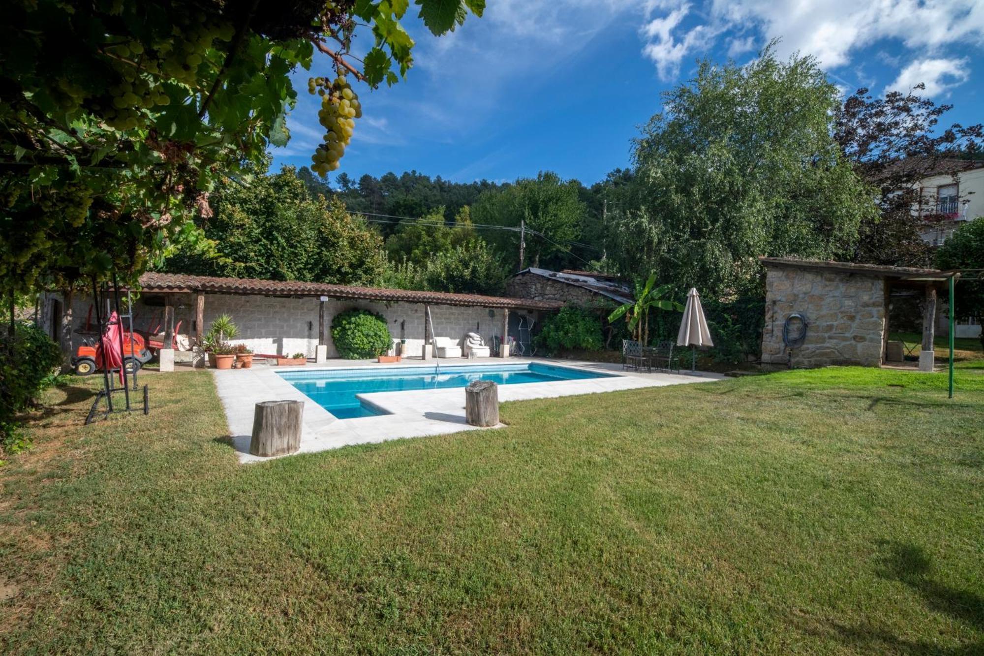 Alouminos Do Ribeiro Apartment Ourense Exterior photo