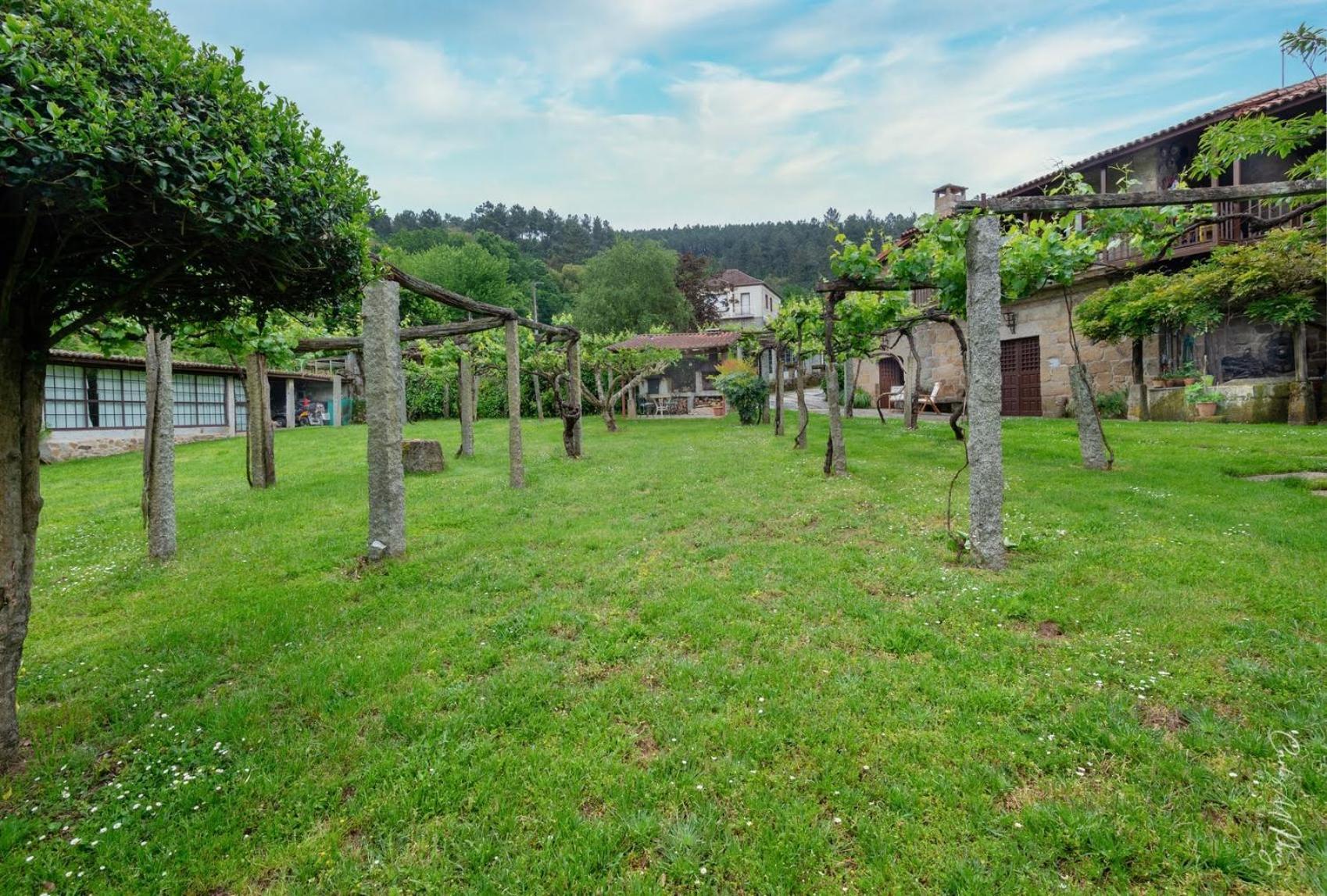 Alouminos Do Ribeiro Apartment Ourense Exterior photo